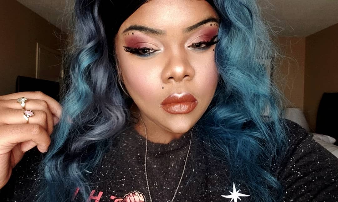 nikinami_'s tweet photo. Mini baecation๐
That #LunarBeauty @MannyMua733 Life's A Drag palette slaps ๐ as does the Moon Prism powder
@eddiefunkhouser foundation + mascara @BenefitBeauty #Kabrow #galifornia @ColourPopCo Dukes lip pencil @getdrenchedcos #BeatButWoke Comet Water #makeup #melaninpoppin https://t.co/0vhZ6GbBaG