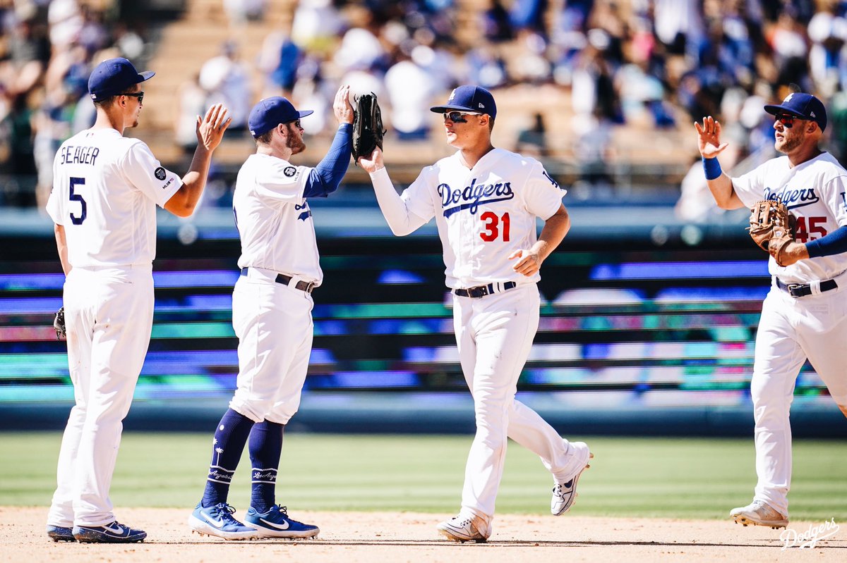 Dodgers's tweet photo. Series win against the D-backs? Cross that off the list. 📝 https://t.co/0MxlnJXfHb