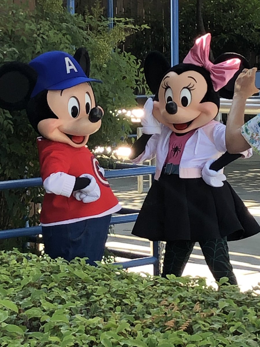 laughingplace's tweet photo. Mickey and Minnie are out in their Captain America and Spider-Man inspired outfits.  #Marvel80 #DisneyCaliforniaAdventure @DisneylandToday https://t.co/QRbBYUC3vb