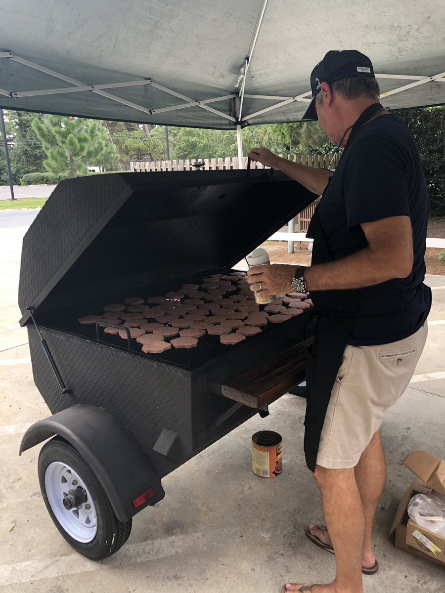 Turf_Kid's tweet photo. Looking for to a great week with @JohnJeffreys3 @klgentry88 and the rest of the @PinehurstResort staff for the 119th @USGA US Amateur! Fortunately @TorreyBoman and the rest of the @SiteOneSupply staff can cook! #icantcook #callthecaterer https://t.co/mJUKJ7963F