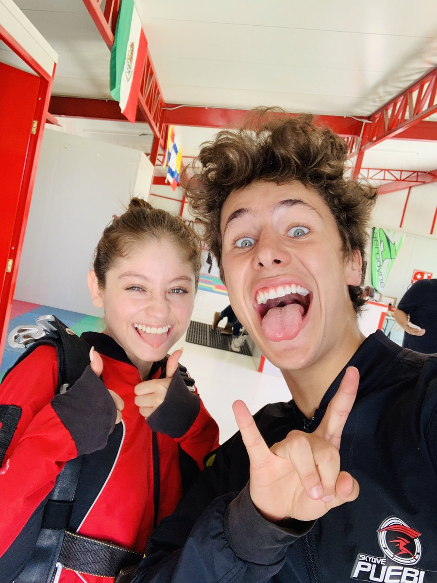 JuanpaZurita's tweet photo. La pequeña gigante va a surcar las nubes muy pronto. Este martes 4pm 🦅 https://t.co/ZJb6qU5bqM