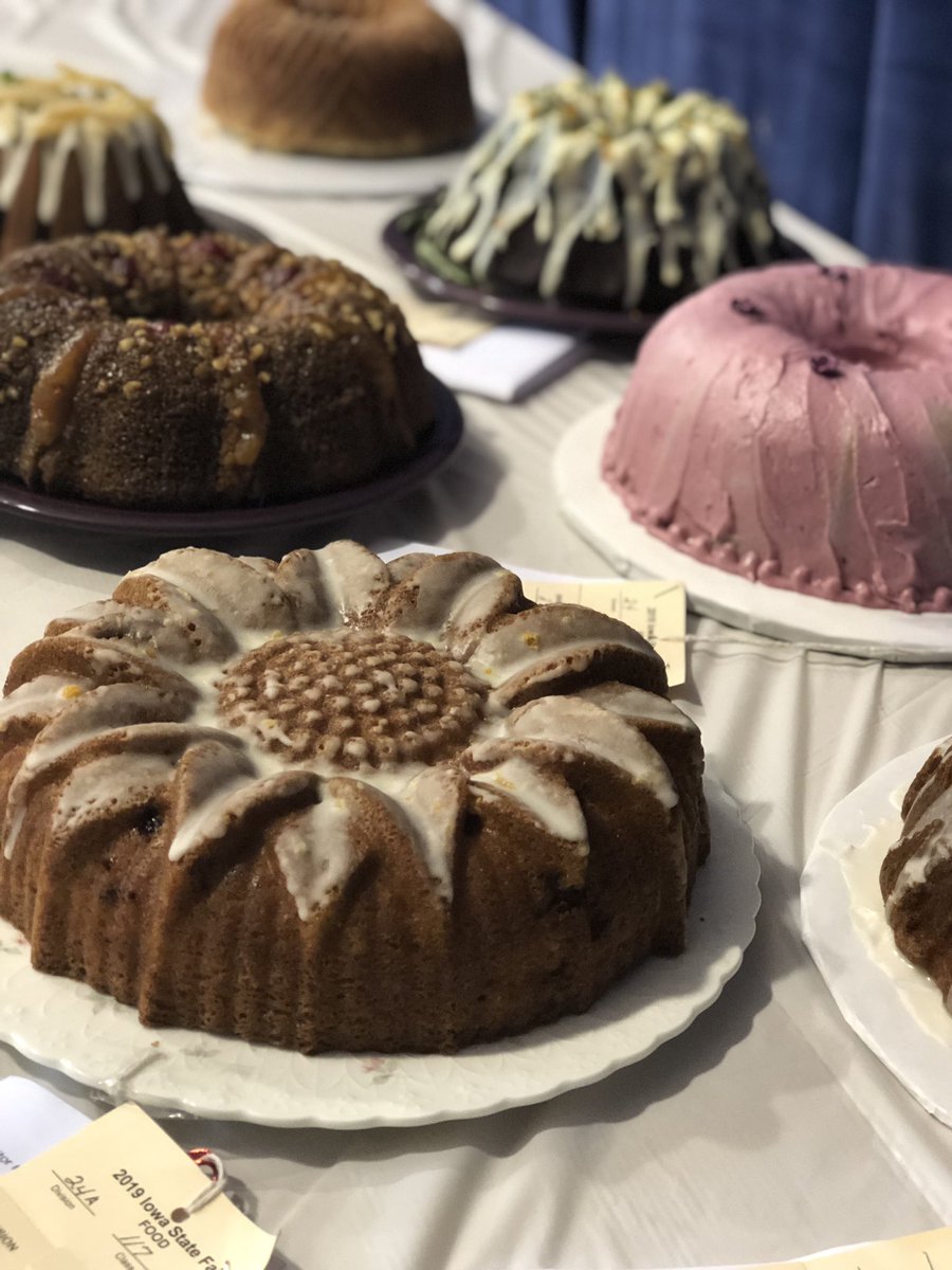 mk_lip's tweet photo. Cooks’ Emporium was asked to be a guest judge for the #Nordicware Bundt divisions at the #IowaStateFair which means that’s ME judging. So many great entries! In addition to eating all ~14 Bundt entries across 3 divisions, I also ate fair food... #wow #SundayFunday #upasize https://t.co/jmDvKza0xs