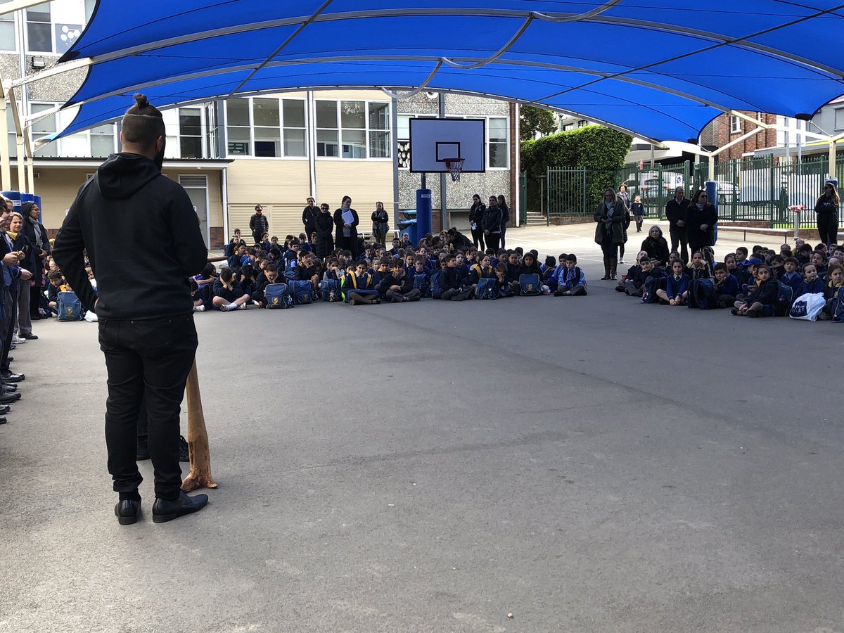 This morning, we were lucky to experience a smoking ceremony with Eve and Isaac from Wandana. A wonderful way to begin our #bookweek celebrations #naidocweek