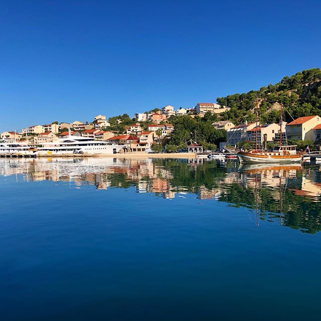 nickcarbone's tweet photo. The Adriatic, where sea and sky are the same shade of blue #croatia https://t.co/HzEODRrfiC https://t.co/bsdndX6IUM