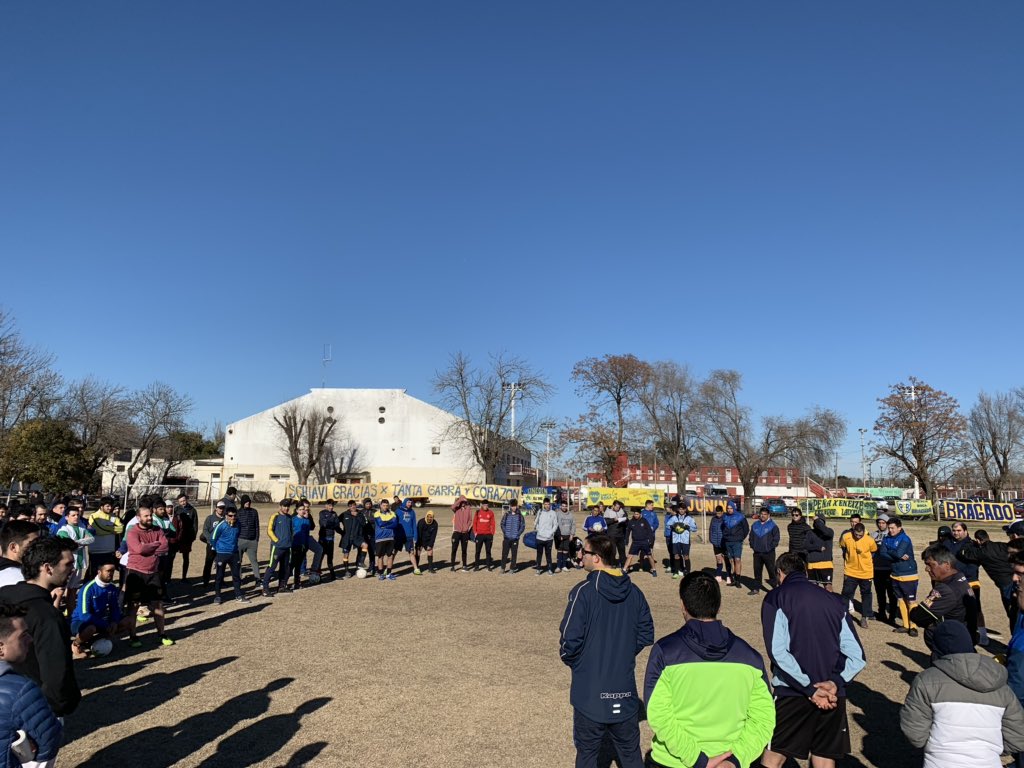 diegoromera's tweet photo. Fin de semana Xeneize 🇸🇪. Otra #CopaSocios realizada por la secretaria de futbol de @Interiordeboca en Lincoln, con la participación de 12 peñas de la región. Muchas gracias a todos!!
🏆🥇 @Vediadeboca 
🥈 @XeneizeTL 
🥉 Lincoln https://t.co/eJwI5xLscW