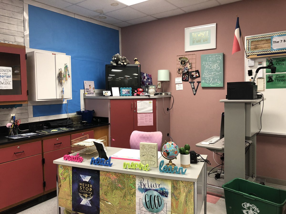 HallieValley's tweet photo. Classroom progress!!
Can’t wait to have kiddos in my room next week! https://t.co/N6HFpawfI4
