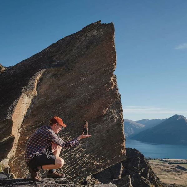 campermate's tweet photo. Had to triple-take this one! Optical illusion done right 👌
Thanks for tagging us in your Queenstown climbing adventure @pim.shaitosa 📸 https://t.co/cW9tj2B1JS