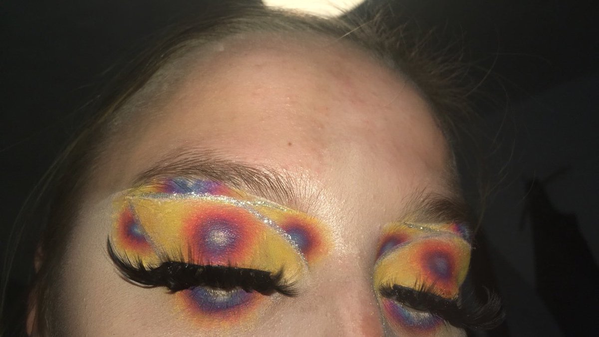 tkmakeup1's tweet photo. @LashesByLucy1 ❤️❤️ https://t.co/ixnQnbXjcv