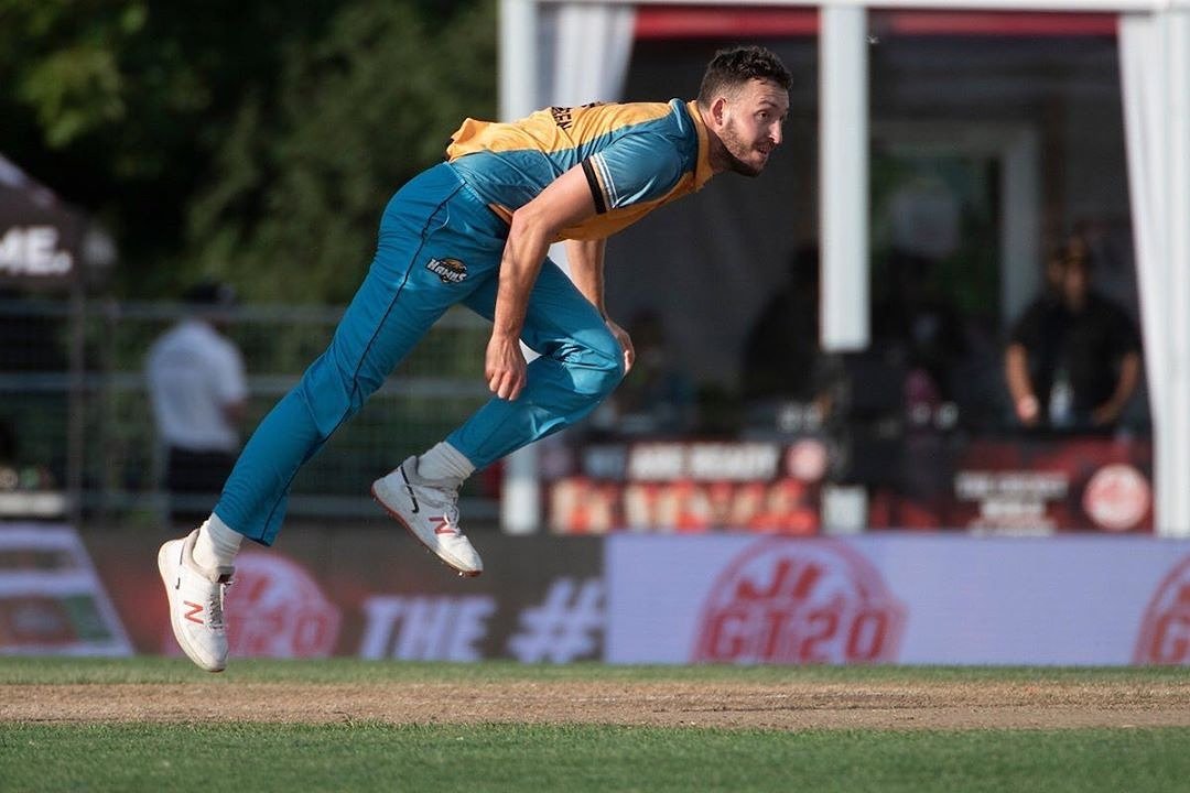 winnipeghawksofficial (@winnipeggt20) on Twitter photo Paul Van Meekeren STRIKES!
Dutchman knocks back the stumps and gets Daniel Sams
<a href="/VKnights_/">Vancouver Knights</a> 40/3 after 6 overs (target: 193)
<a href="/WinnipegGT20/">winnipeghawksofficial</a>
#GT2019
#VKvsWH
<a href="/KNCBcricket/">Cricket🏏Netherlands</a> Paul Van Meekeren STRIKES!
Dutchman knocks back the stumps and gets Daniel Sams
<a href="/VKnights_/">Vancouver Knights</a> 40/3 after 6 overs (target: 193)
<a href="/WinnipegGT20/">winnipeghawksofficial</a>
#GT2019
#VKvsWH
<a href="/KNCBcricket/">Cricket🏏Netherlands</a>