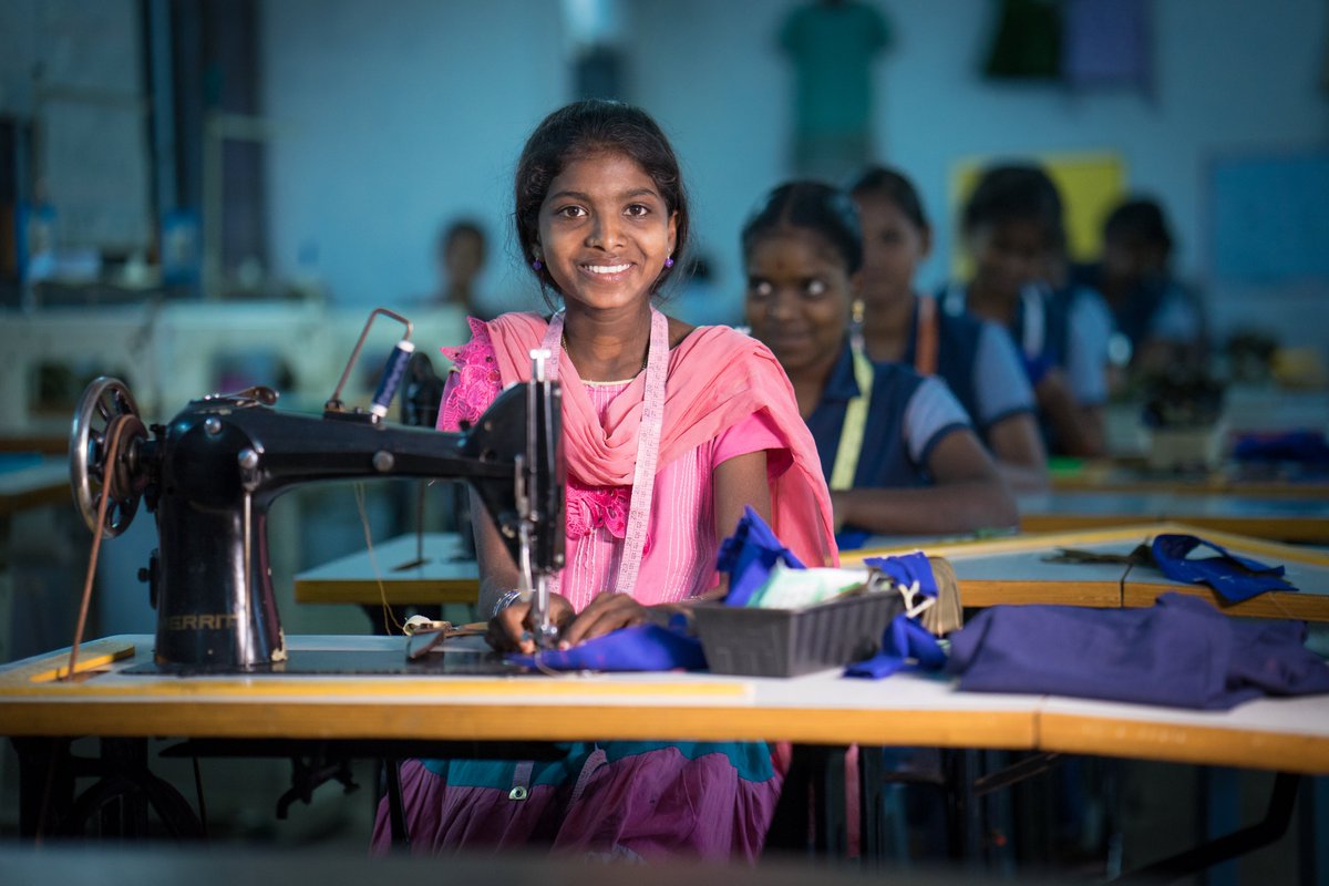 TLMAustralia's tweet photo. Today is #InternationalYouthDay!

Your support helps young people affected by leprosy and disability learn technical skills at @TLMIndia's Vocational Training Centre in Tamil Nadu, India. Thank you! https://t.co/ivAa1nlCxC