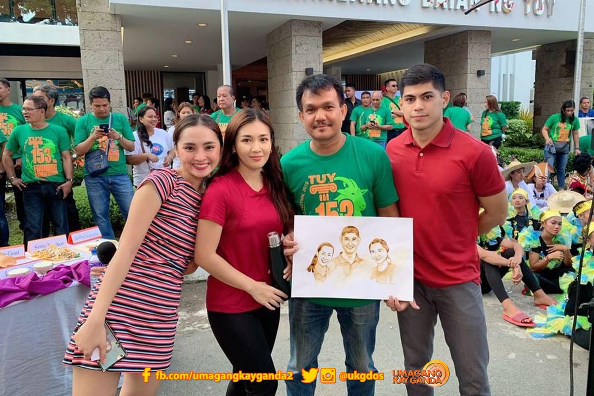 ukgdos's tweet photo. Biyaheng South ang ating #UKGSquad na sina Roxy, Martin, and Pat para makisaya sa 10th Kambingan Festival sa Tuy, Batangas! 🥳🎉🐐 https://t.co/p0JNwXb0NZ
