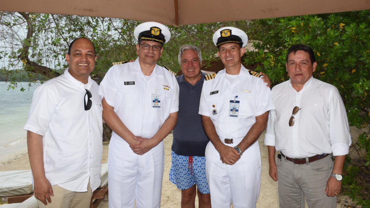 🅰🅻🆅🅰🆁🅾 🅰🅱🆁🅸🅻 tweet media