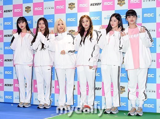 soyeonsarchive's tweet photo. 190812
cr. press https://t.co/kM6U4HWhJJ