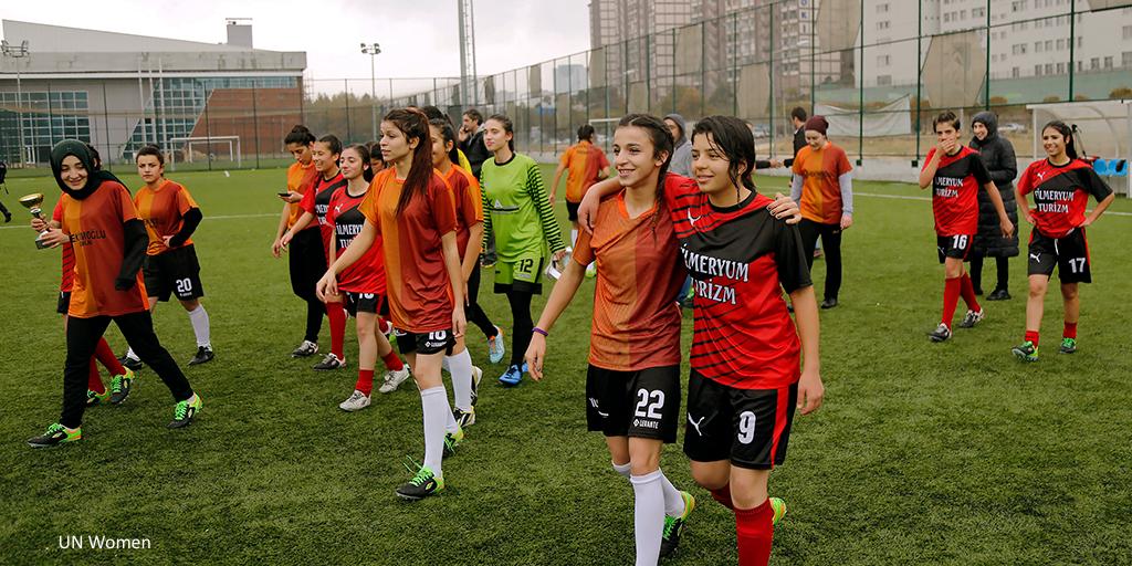 Young people are at the heart of global movements and mobilizations. Recognize and encourage their energy, skills and aspirations on #YouthDay! unwo.men/ZljY50vt4Op