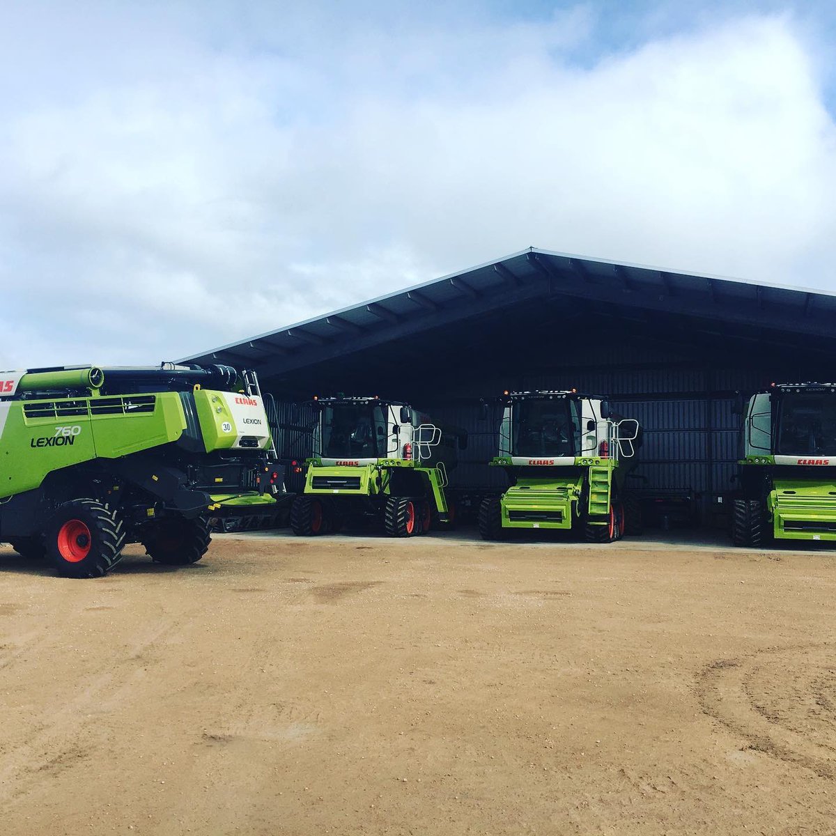 It’s all go <a href="/gjeast1/">@gjeast</a> , harvest prep underway for these CLAAS LEXION! Thanks <a href="/squig1971/">Phil Rowntree</a> for the photo!