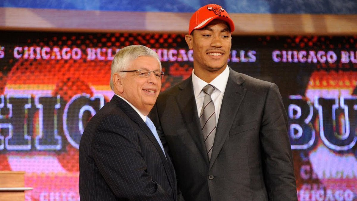 GeniusOfTheNBA's tweet photo. Fun fact: D🌹 and Michael Beasley were the #1 &amp; #2 picks in the 2008 NBA Draft. 

They had both signed with the Detroit Pistons this offseason. https://t.co/YfYxoxAclw