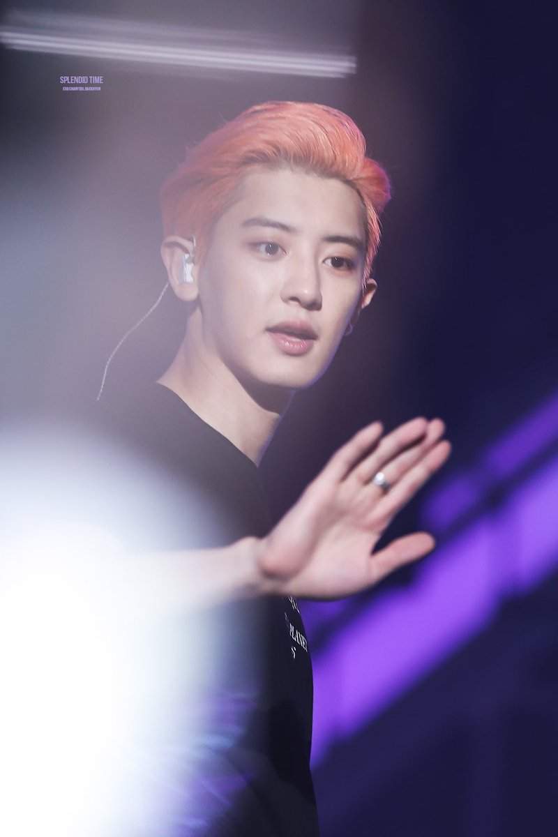6104time's tweet photo. 초점이 안 맞았어요 너무 아쉬워요... 190811 EXplOration in HK #Chanyeol #찬열 #チャンヨル https://t.co/PeyTTH60RA