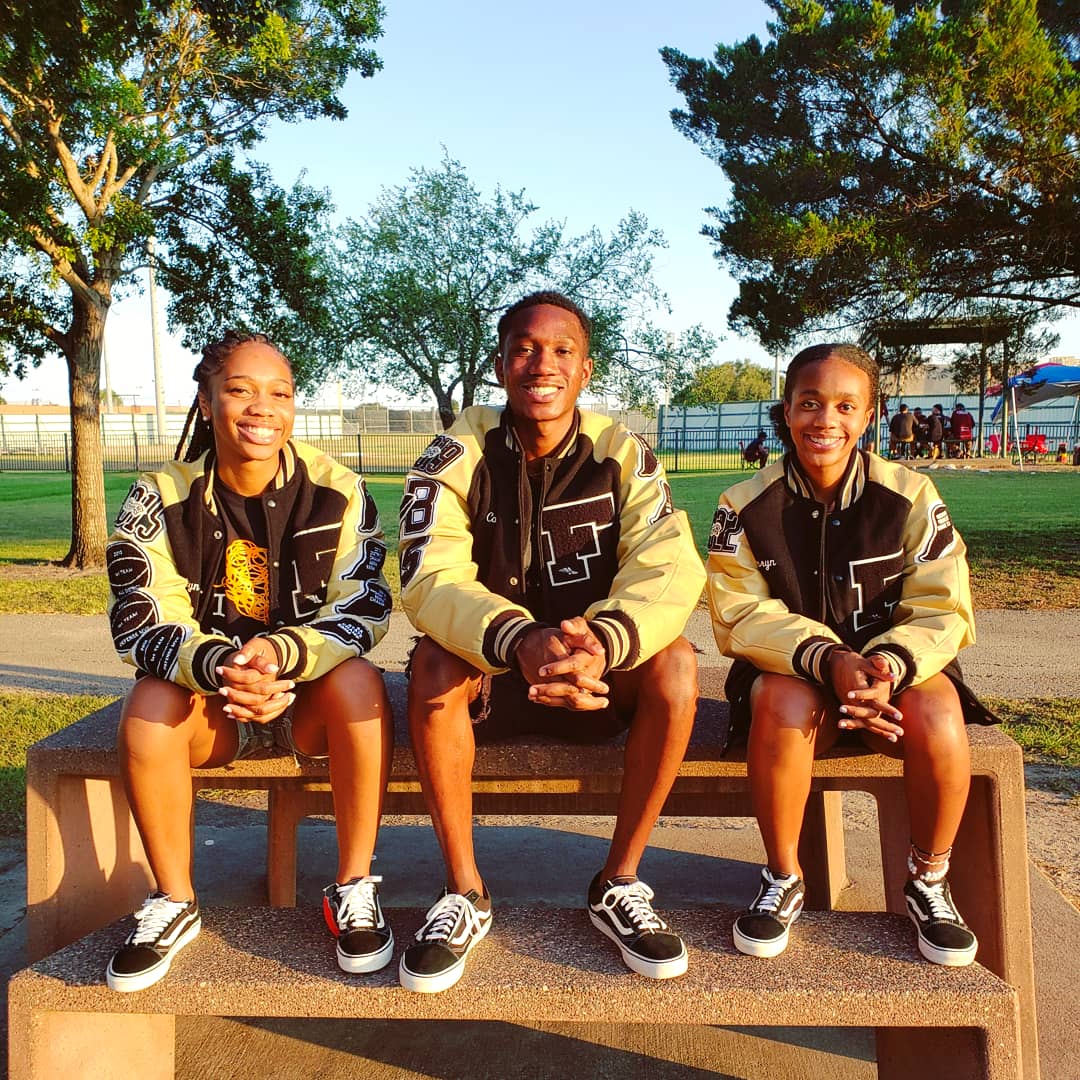 cgwill73's tweet photo. I thank God every day for waking me up, my family, and all the blessing he has bestowed upon us. God is good! #WilliamsDNA #MiFamilia #blessed #track4life #trackfamily #RichmondElite #fosterhighschool #fosterhighschool https://t.co/gB4T99sIMk
