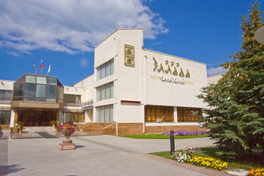 школы сан эллада фото этой породы