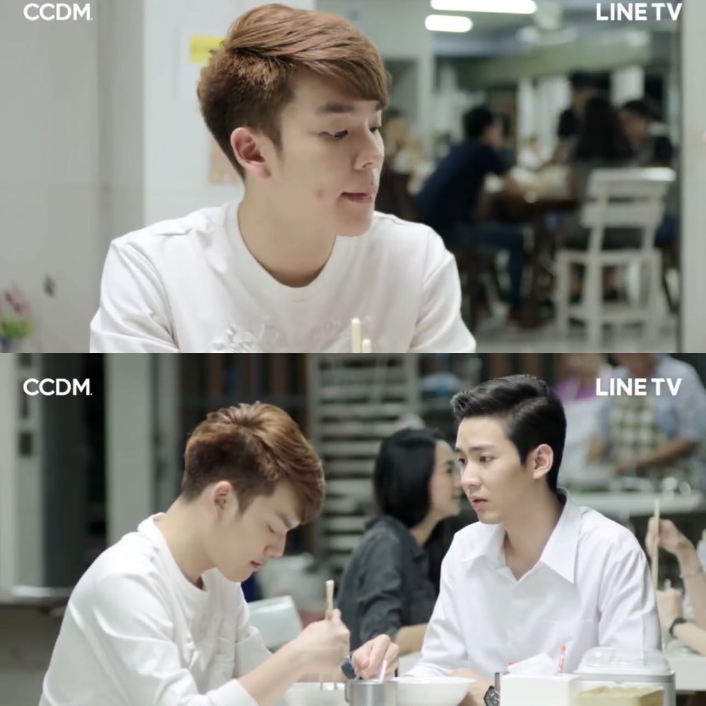 _kimcop's tweet photo. ขอจีบในร้านก๋วยเตี๋ยวแบบนี้ก็ได้หรอมิ่ง
“พี่คิทไม่ตอบงั้นผมถือว่าพี่ตกลงนะ”
มิ่งขวัญ🤜🤛คิมแคท
@KiimMon @CTR2DAB #ขุณขิมมอญ #พี่เตอร์สินกำ #เดือนเกี้ยวเดือน https://t.co/uWSNnOCW1n