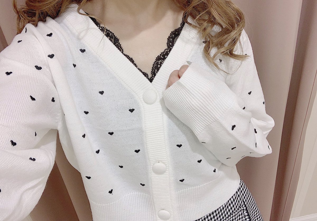evelyn チェリーカーディガン evelyn - evelyn エブリン チェリーカーディガン 黒 BLACKの通販 by