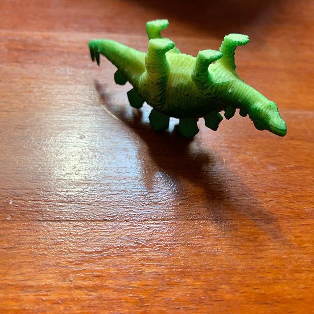 Just came home to this on my desk. #deaddinosaur #toys #justplaying #didntknowtheycoulddothat ift.tt/2MRwf4F