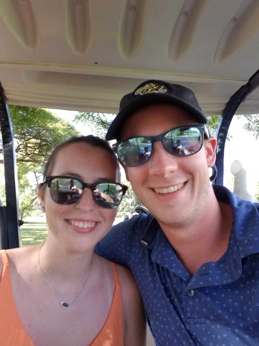 Renown_Zyrtec's tweet photo. Nothing like a smooth round of 18 with the Mrs. While on Vaca.  #itsmauitime https://t.co/XtoDOsUJvM