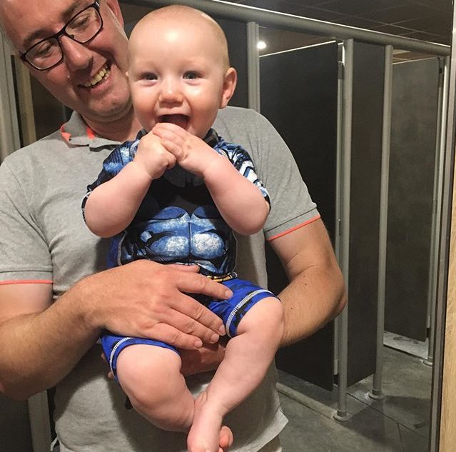 This little boy loved the outdoor pools at <a href="/AlpamareUK/">Alpamare UK</a> thanks to @PlanetOffers #PlanetOffersSnaps