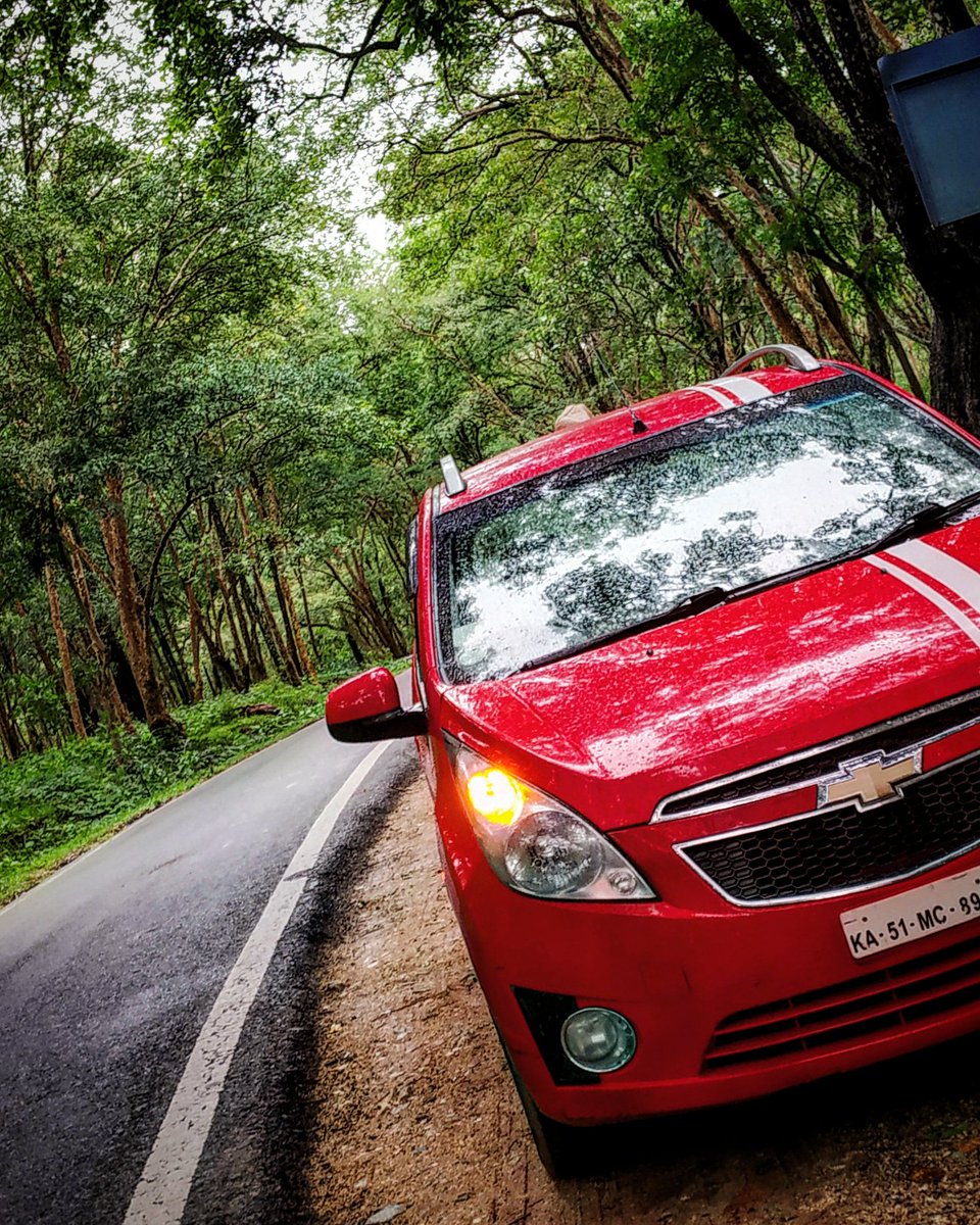 sha66640's tweet photo. Awesome drive in a wonderful weather! 😎 
#chevrolet #beat #brhills #biligiriranganabetta https://t.co/XdosniPsGr