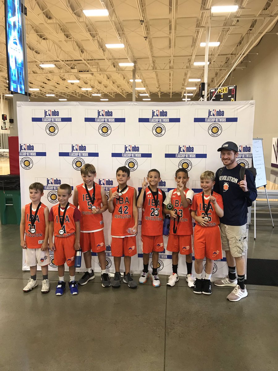 sauersdaniel's tweet photo. The fastest ways to get better (in my opinion) are Listening and Working Hard. Proud to have coached all these boys. Winning a โship is just a bonus ๐ฅ๐ No better than job than impacting kids lives ๐ฏ #IBARevolution #Tradition https://t.co/c8sksrEoym