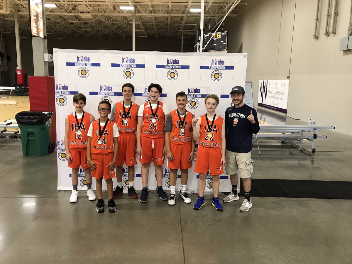 sauersdaniel's tweet photo. The fastest ways to get better (in my opinion) are Listening and Working Hard. Proud to have coached all these boys. Winning a โship is just a bonus ๐ฅ๐ No better than job than impacting kids lives ๐ฏ #IBARevolution #Tradition https://t.co/c8sksrEoym
