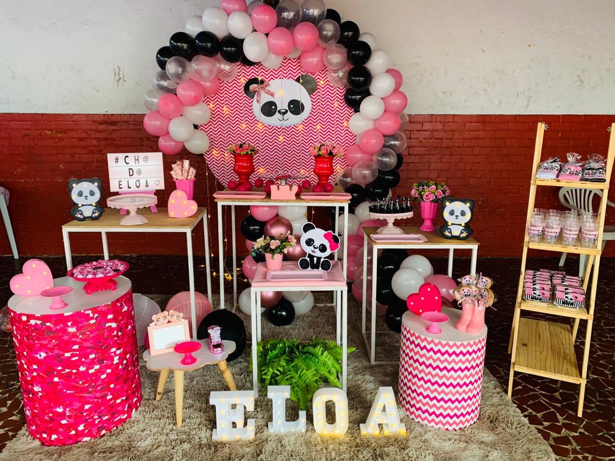 giprovence's tweet photo. Pandinha rosa 🐼💖 #chádaeloá 

#pandinharosa #giprovence https://t.co/LK9UgVsRnq