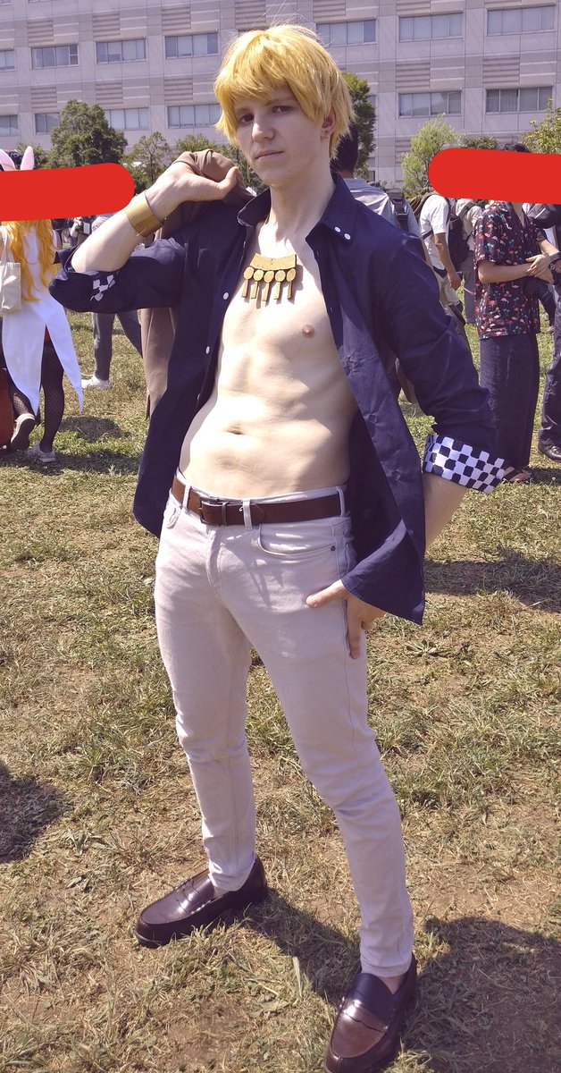 _Shockro's tweet image. コミケ2日目参加！
ギルガメッシュ　キャスター　夏服版
をコスしてきました。
FGOの併せ参加ですごく楽しかった！

#C96 #C96コスプレ #FGO #ギルガメッシュ