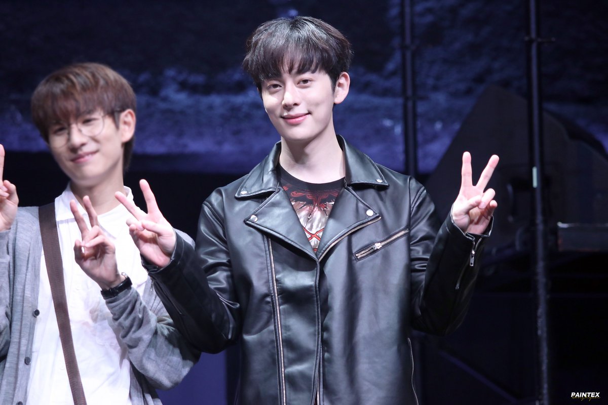 paintex0212's tweet photo. 【★】 190811 #동현
마이버킷리스트📘☕️

#보이프렌드 @DH_890212 https://t.co/pvsrIsRnIG