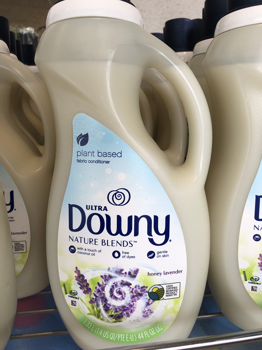 ナショナル麻布スーパー ダウニーの新作が出ました ココナッツオイルをわずかに含んだ 70 植物ベースの贅沢な柔軟剤です 香りはハニーラベンダーとローズウォーターアロエの2種類 只今お試し価格で販売中