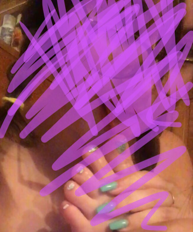 TeenyToez's tweet photo. Just finished SUCH a fun #customvideo !
#softsoles #feetfetishworld #toepoint #footfetishnation #footfetish #feetqueen  #footgoddess #sexyfeet #sexysoles #feetgoddess #feetselfie #footfetish #soles #feet #wrinkledsoles #wrinkles #prettyfeet #softsoles #toepoint #toespread https://t.co/CIOwEQfjmi
