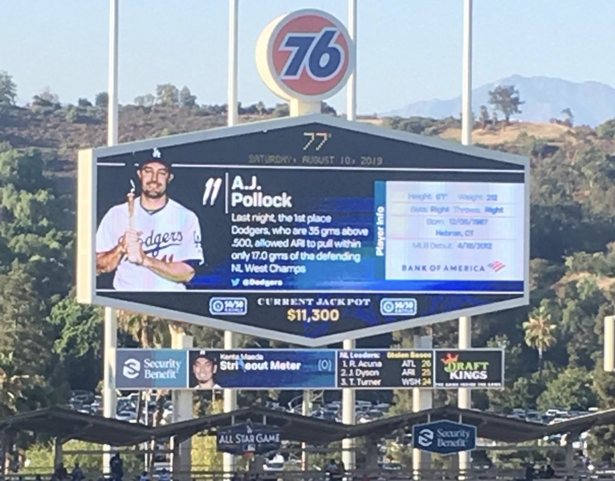 DodgersNation's tweet photo. I don’t know who did this but they deserve a raise https://t.co/dPHWD9tYZo