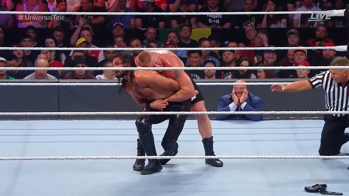 ZinfamousHD's tweet image. Get you someone who looks at you way Paul Heyman looks at Lesnar hurting Rollins. #SummerSlam