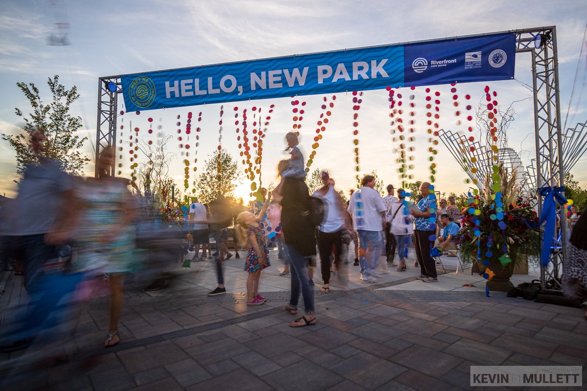 kmullett's tweet photo. Thanks to all who had the vision and the tenacity to bring us this new park! I hope you all got to make it out this weekend to enjoy it.
#HelloNewPark #PromenadeFW #promenadeparkftw https://t.co/fr6YPjTgH8