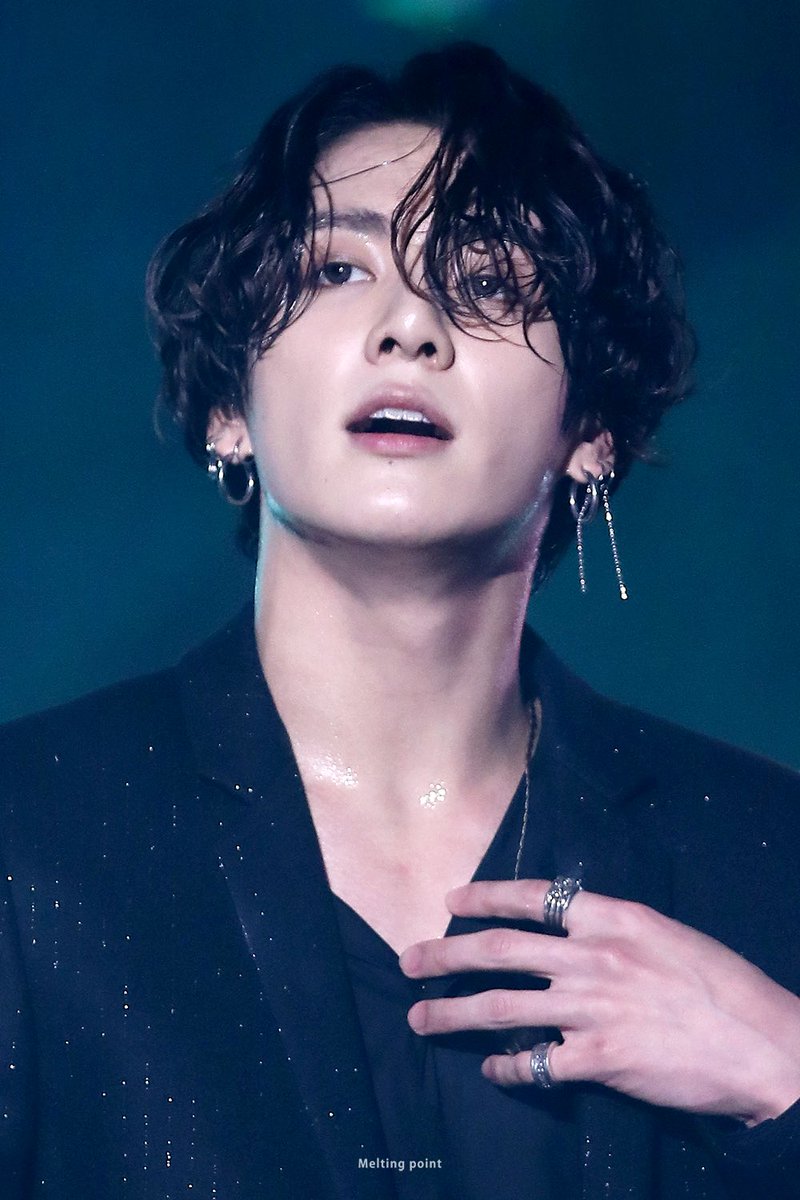 MeltingJk's tweet photo. 190811 롯데패밀리콘서트 #정국 
#BTS #JUNGKOOK @BTS_twt https://t.co/feybqn0f9t