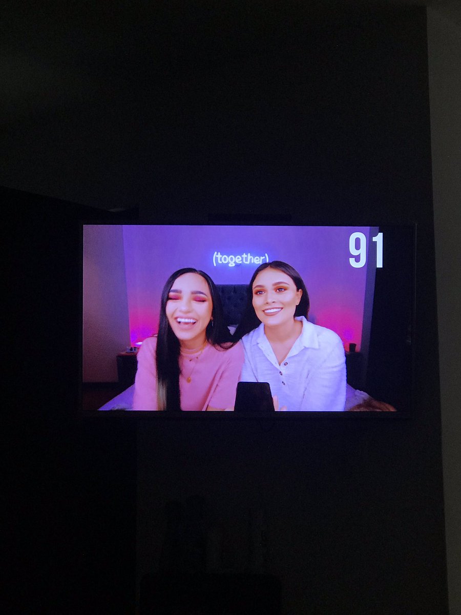 CCache21's tweet photo. @calleypocheoffi @CacheLittle https://t.co/VoneExGmsY
