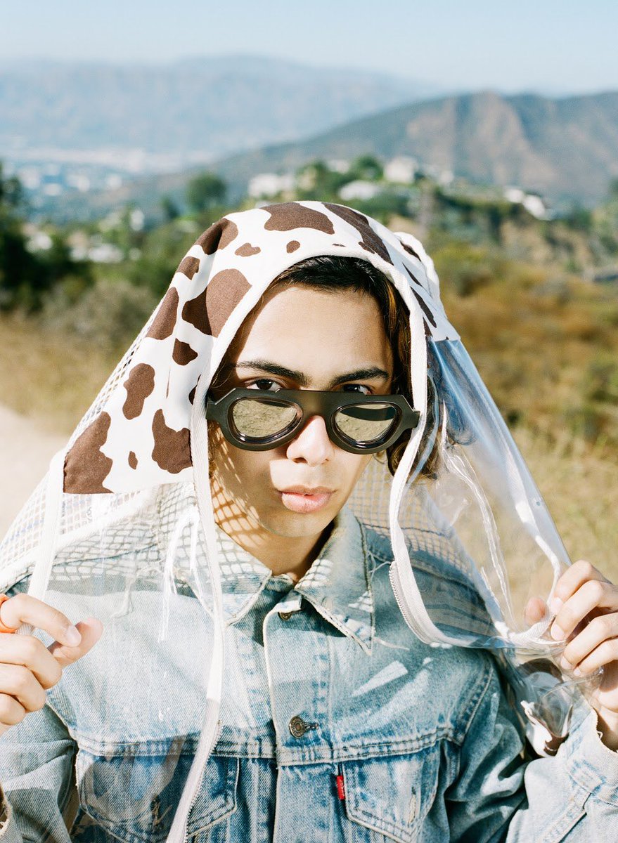 TURYPALMUNDO's tweet photo. Me For Alys Crawford S/S 20! https://t.co/Z3yN2XzrOI