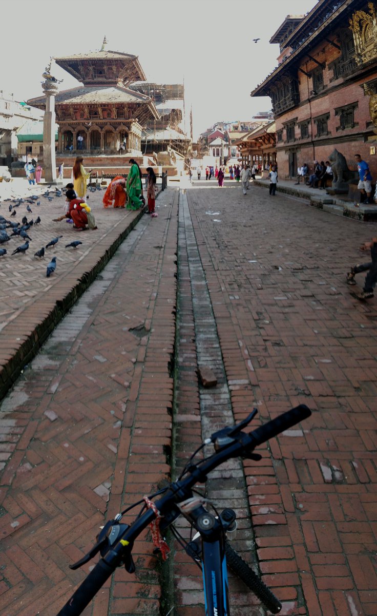 youbeshanalyzes's tweet photo. शुभ प्रभात पातनदेखि ।
Morning from Patan
#incrediblenepal #explorenepal
#explorepatan #cyclinglife
#cyclingmorning #patanbymorning https://t.co/AMxmNG2iun