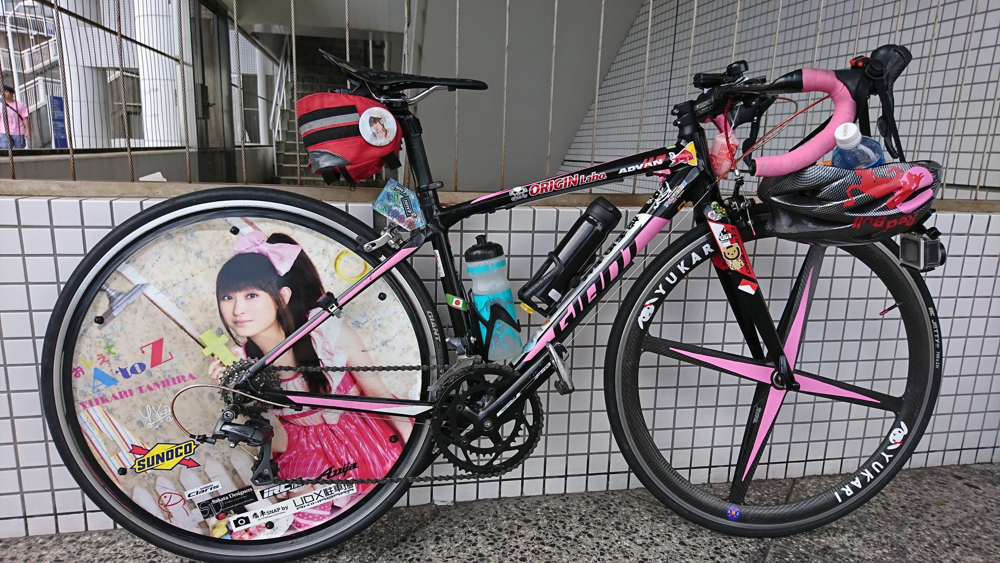 あいん ゆかりん仕様のロードバイクで来てる人がおられた かわいいなぁ 写真掲載の許可をいただいています T Co Oc4mrkpk Twitter あいん ゆかりん仕様のロードバイクで来てる人がおられた かわいいなぁ 写真掲載の許可をいただいています T Co Oc4mrkpk Twitter