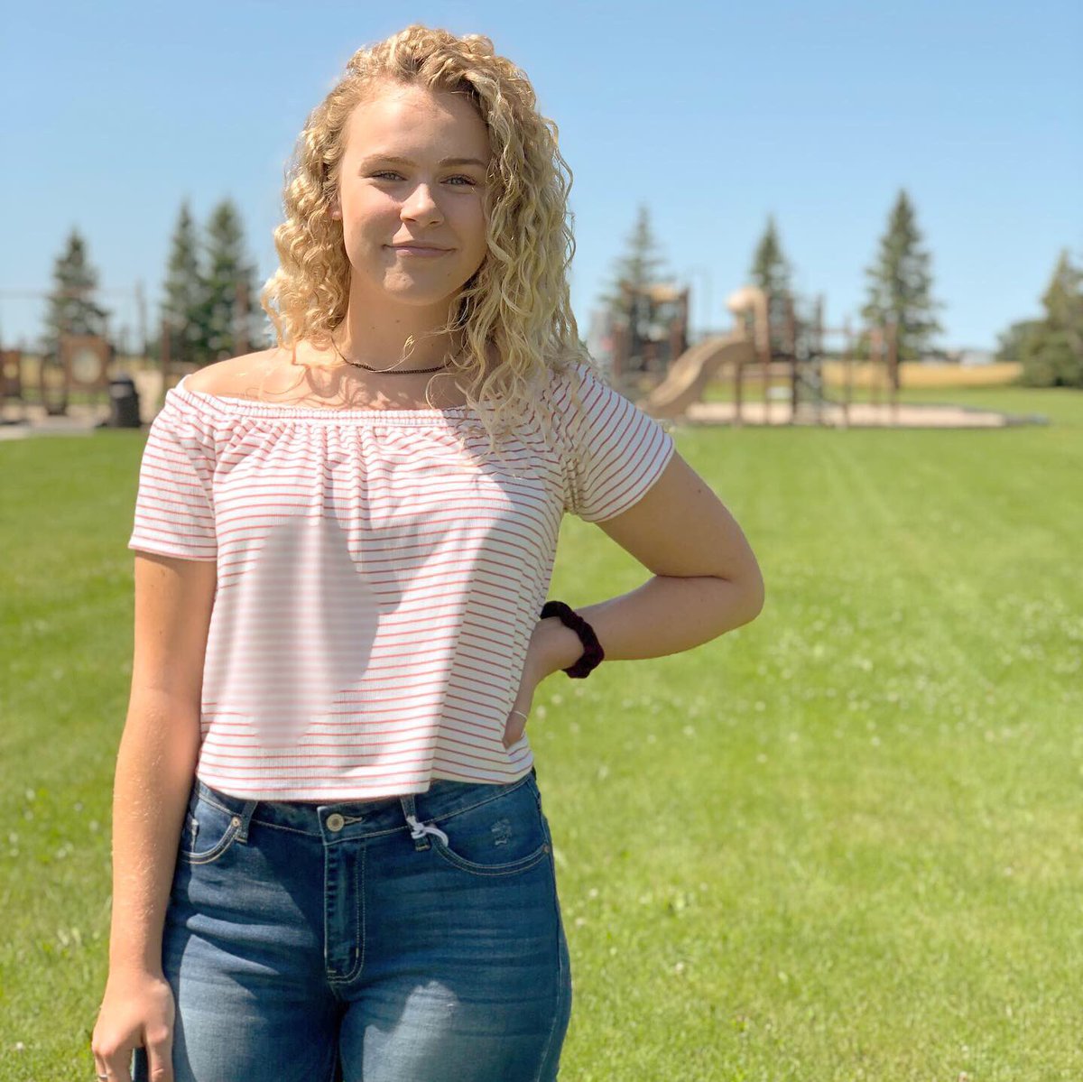 anniestrading's tweet photo. Love this CUTE cropped, off or on the shoulder, top!!!
Find it at ANNIES’S!!
#anniestradingpost #shoproseau #womensfashion #backtoschool https://t.co/r5NoCXcHPL