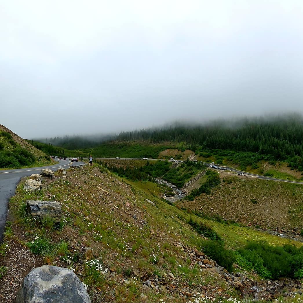 thomsonmark1987's tweet photo. Going to the sun road yesterday. Little road trip from Waterton. https://t.co/tMVAVTikXO