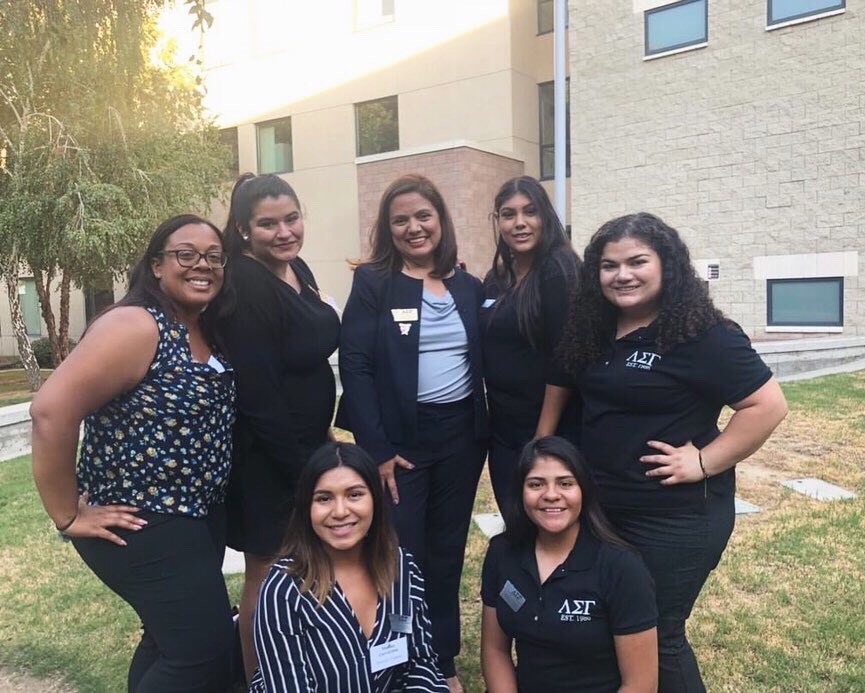 CSUNLSG's tweet photo. What an honor to have had the opportunity to meet, and learn from, our founder Linda Victoria Fuentes.♥️✨ #CSUNLSG #LambdaSigmaGamma https://t.co/sVitvJRHPQ