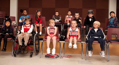 kay_gleek's tweet photo. How the season 1 cast looks after you haven’t watched in a while https://t.co/BGTKGTu6kL