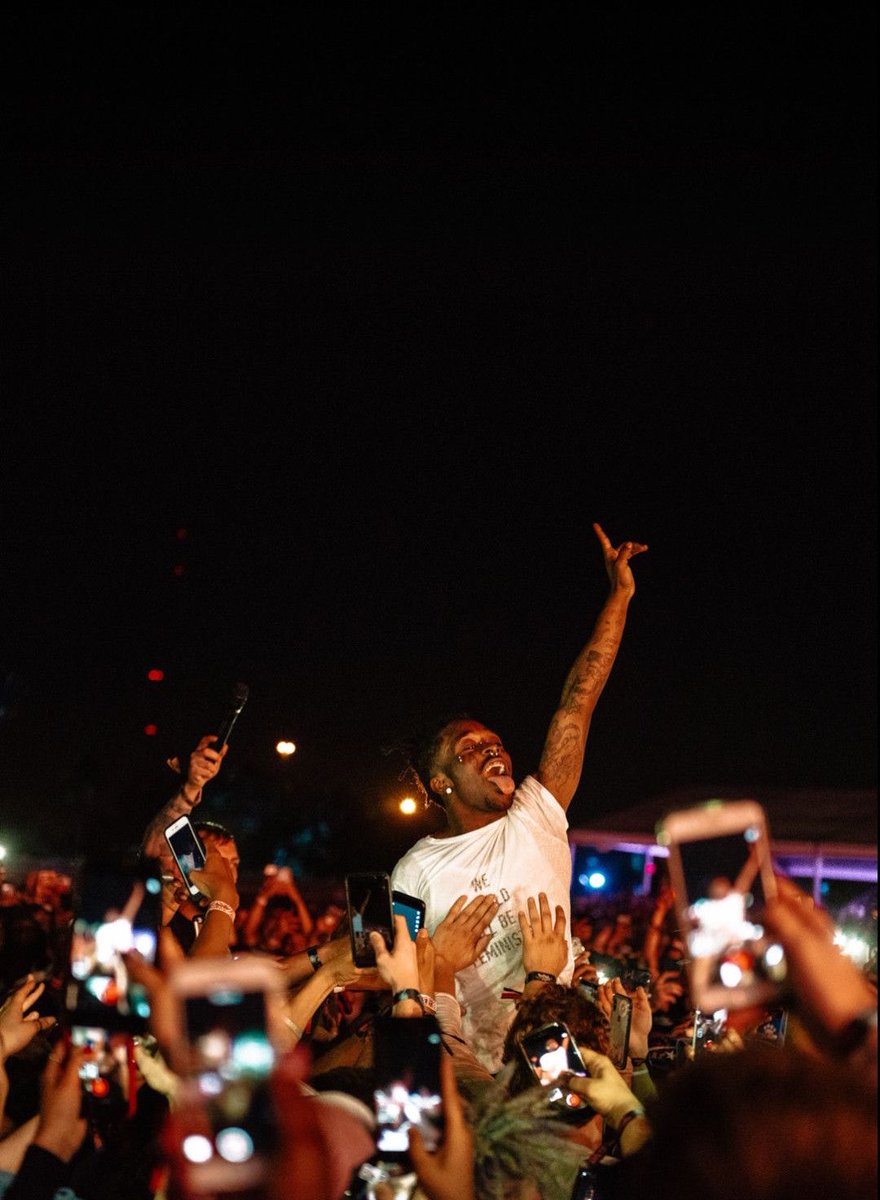 SummerDaze47's tweet photo. .@LILUZIVERT #LilUziVert #UziLondon https://t.co/sCmIyuQ8Cx
