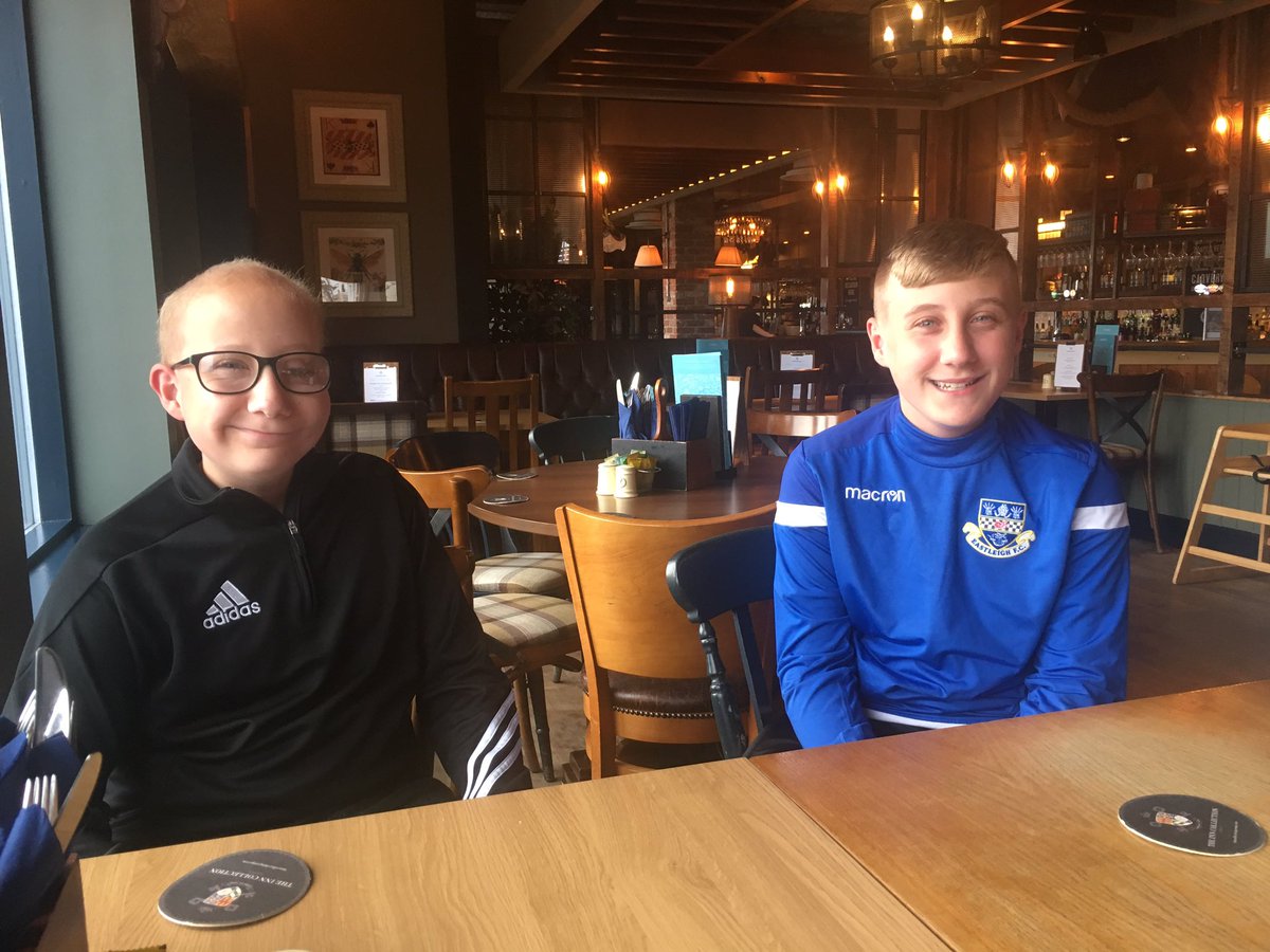 Our holidays start here <a href="/ComQuayInn/">The Comm Quay Inn</a> for Breakfast, last bits of shopping today then Crete tomorrow and Benidorm the week after ✈️🍻🍺🥂👙🕺